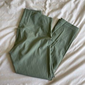 Lululemon  yoga pants